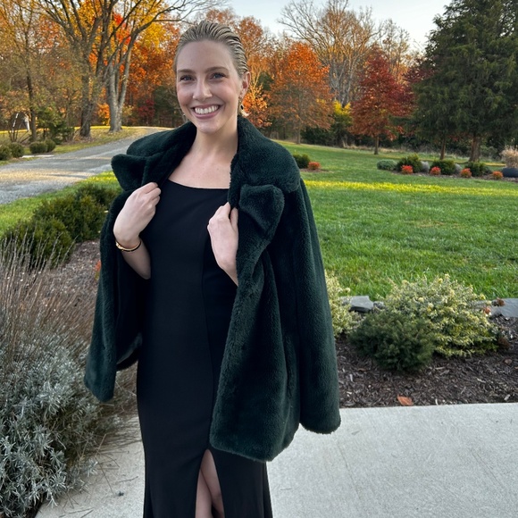 Meet your Posher, Demee - Picture 1 of 1